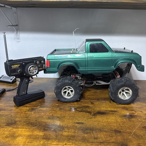 Vintage Kyosho RC Monster Truck Untested For Parts Or Repair W/ Remote See Desc.