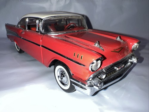 Franklin Mint Precision 1957 Red Chevrolet Bel Air White Hard Top Model 1:24