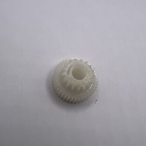 JVC XL-MC334 Small Gear Plastic Part Works Great 200 Cd Changer Parts