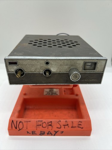 Realistic TRC-24 CB Radio Transceiver For Parts Or Repair